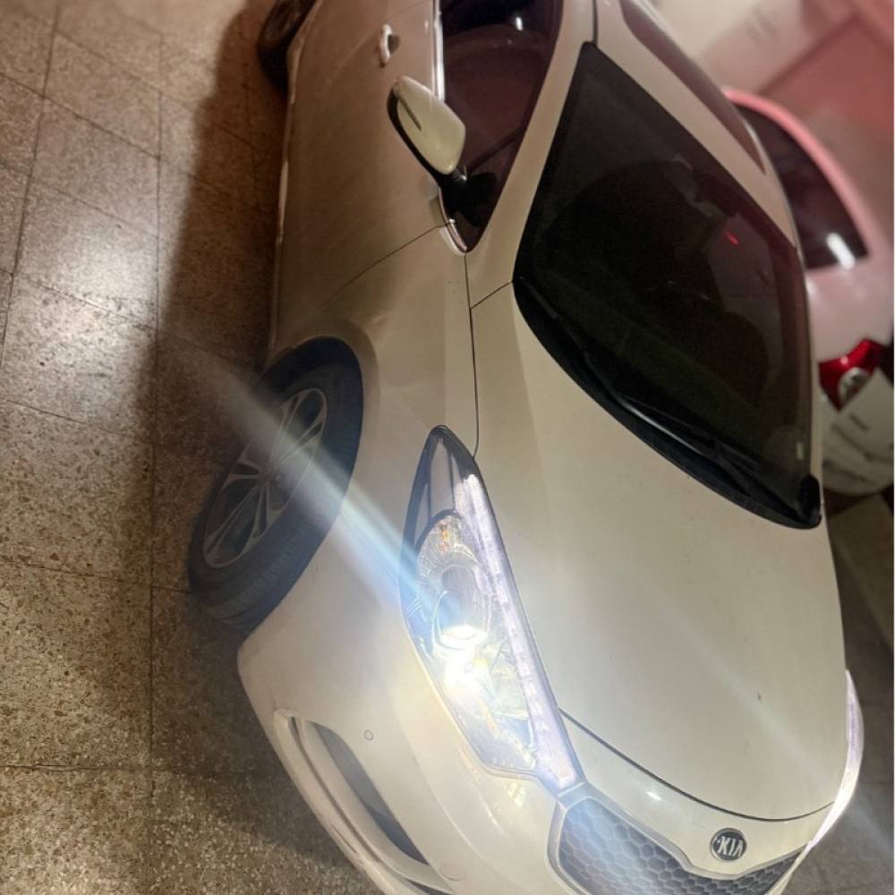 کیا مدل سراتو 2.0 لیتر اتوماتیک سال 2015  کارکرده