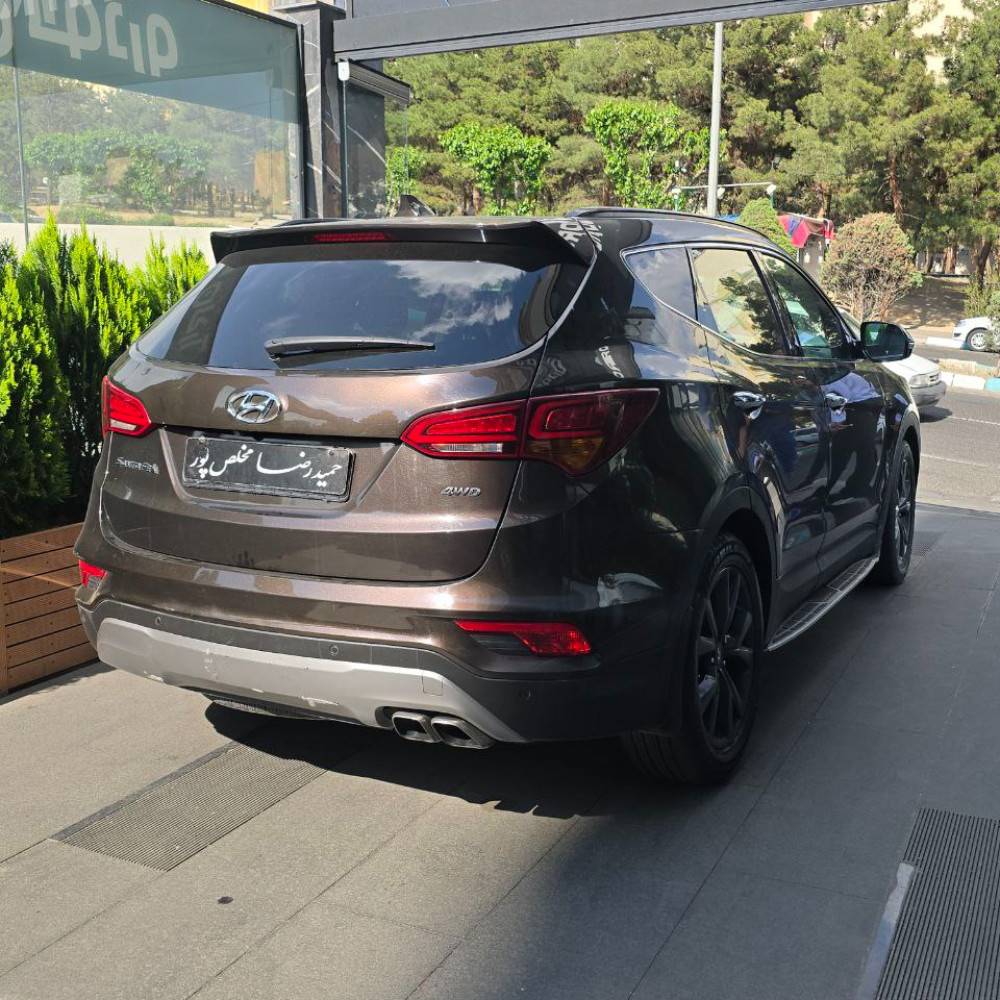 سانتافه مدل ۲۰۱۶