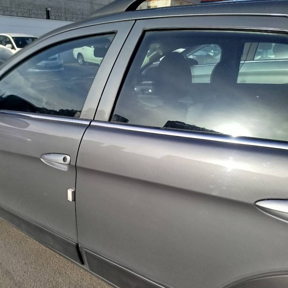 دانگ فنگ مدل H30 کراس سال 1398  کارکرده