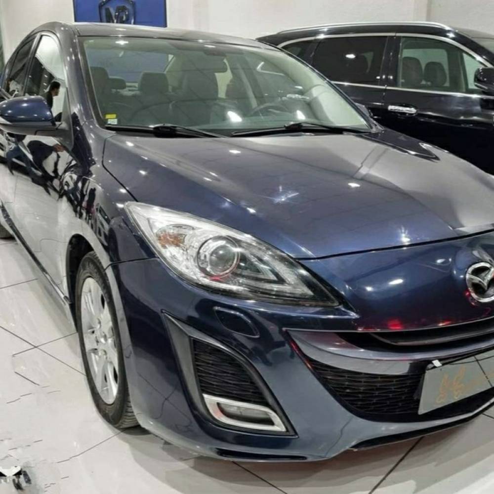 مزدا مدل 3 نیو صندوق دار 2.0 لیتر تیپ 3 سال 1390  کارکرده