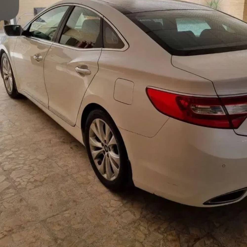 هیوندای مدل آزرا 6 سیلندر سال 2013  کارکرده