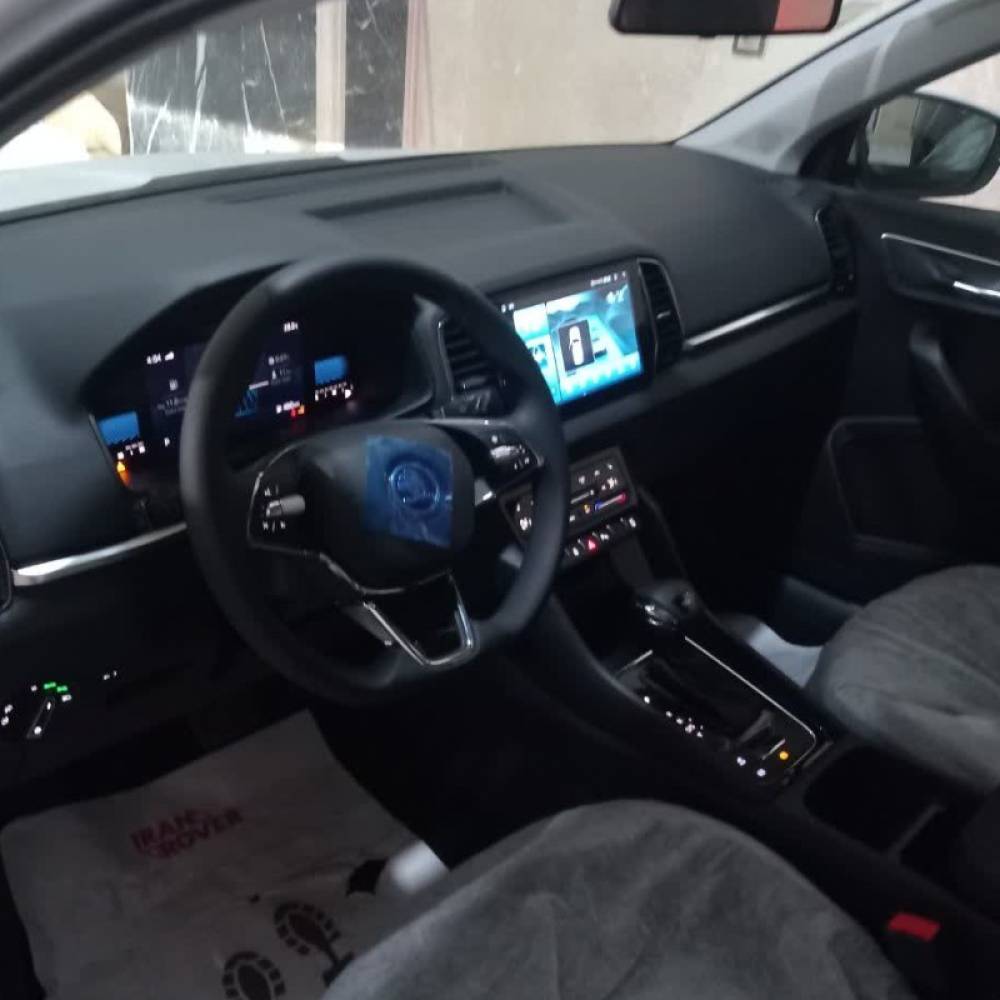 اشکودا مدل کاروک 1.4 لیتر توربو سال 2024  کارکرده