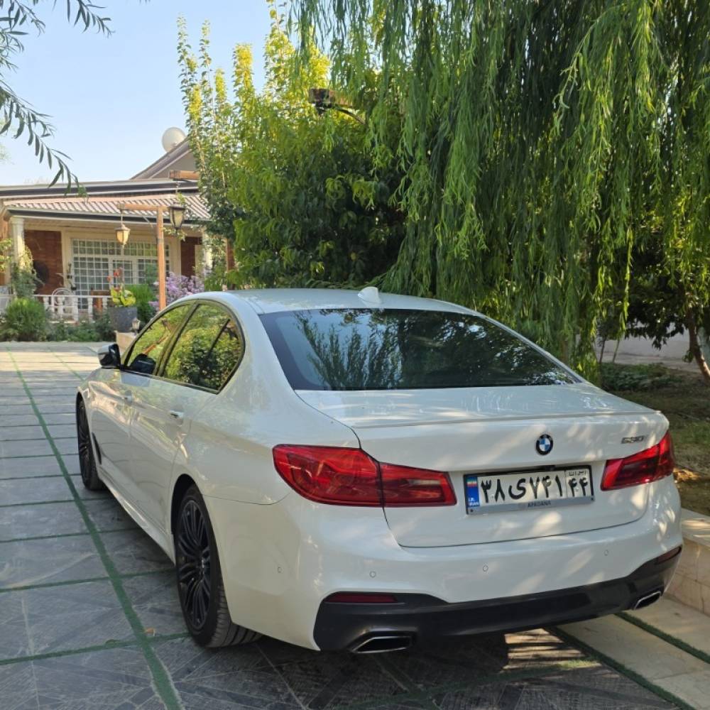 بی ام و مدل سری 5 سدان سال 2017  کارکرده