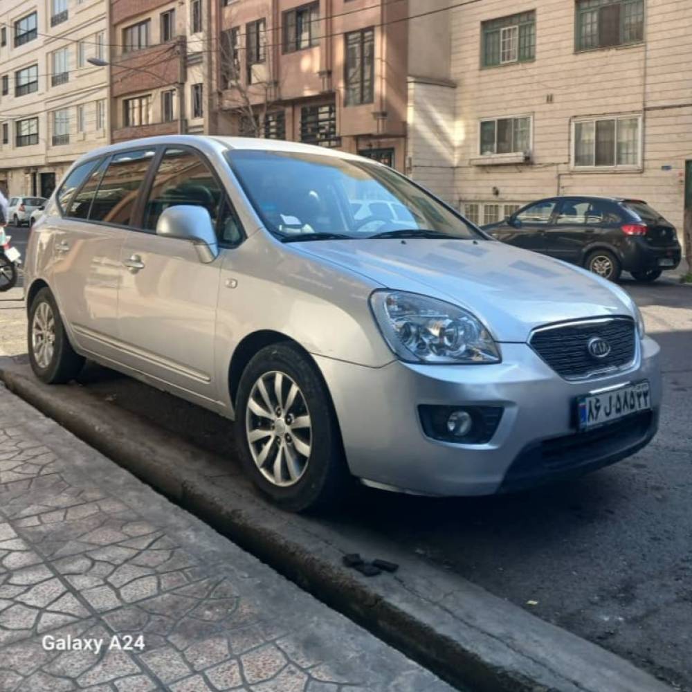 کیا مدل کارنز سال 2012  کارکرده