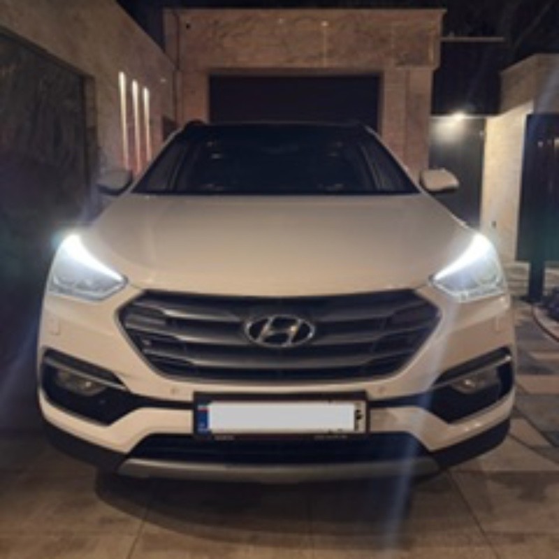 هیوندای مدل سانتافه سال 2017  کارکرده