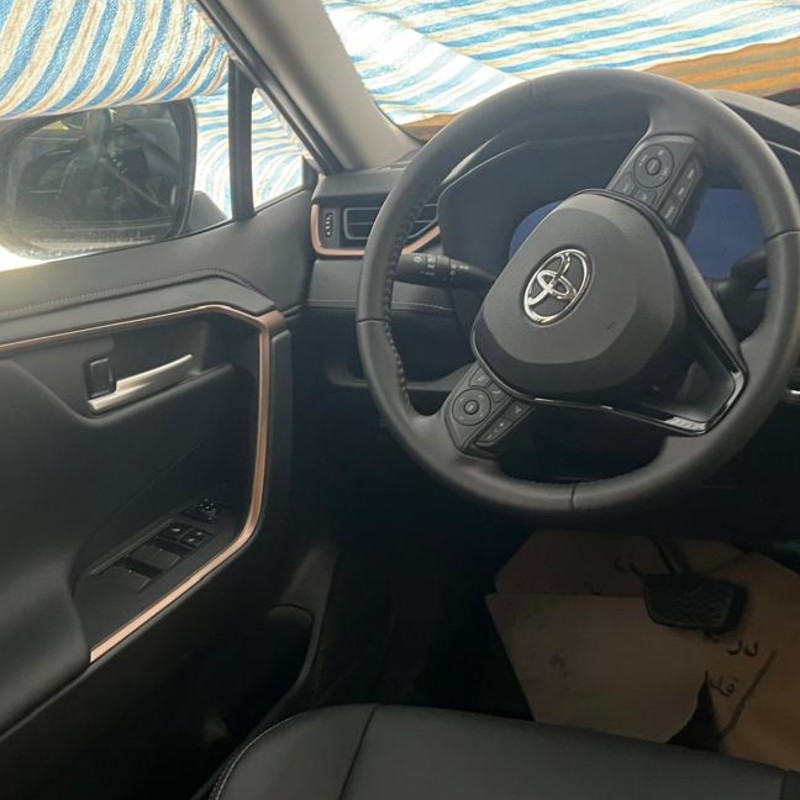 تویوتا مدل وایلندر 2.0 لیتر دو دیفرانسیل سال 2025  صفر