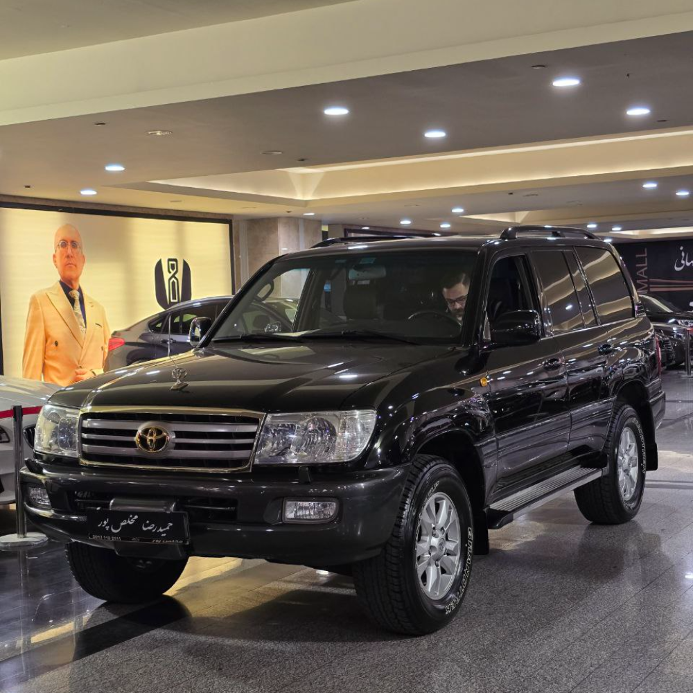 تویوتا لندکروزمدل۲۰۰۶