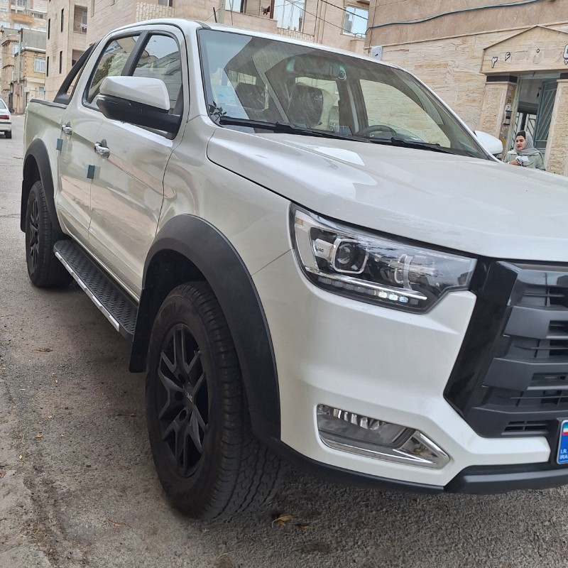 کی ام سی مدل T8 سال 1402  کارکرده