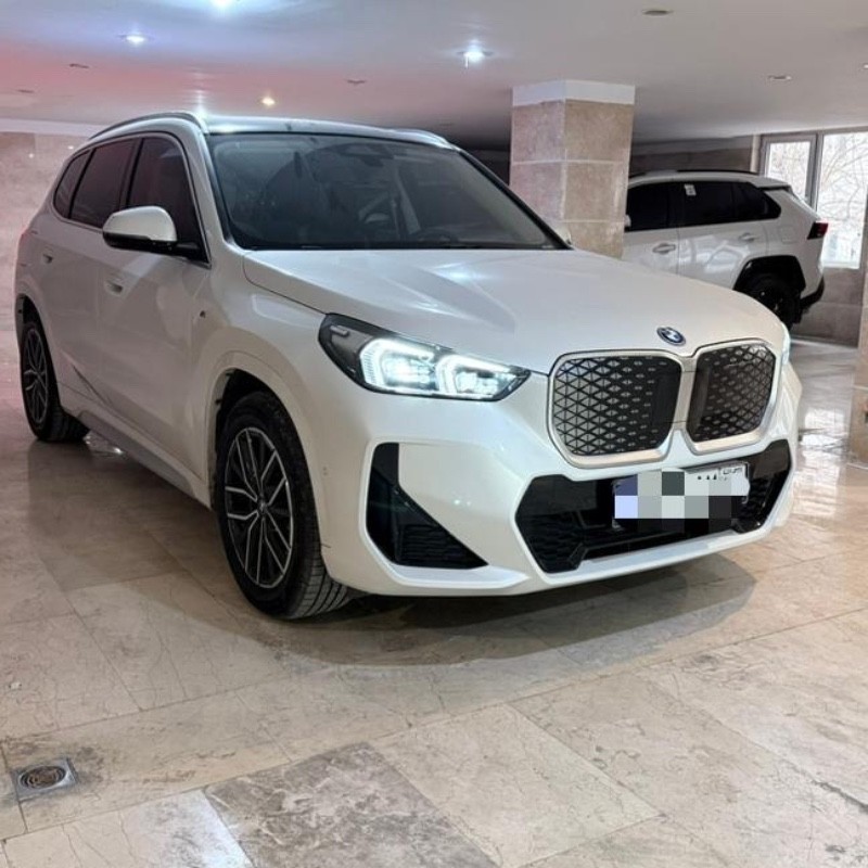 بی ام و مدل ix1 eDrive 25L سال 2025  کارکرده