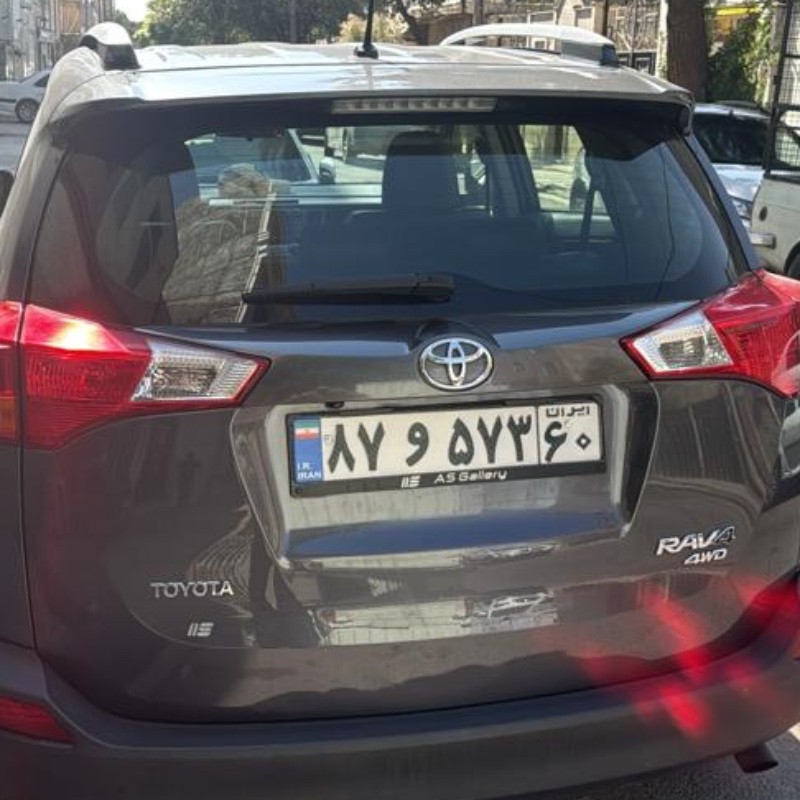 تویوتا مدل راوفور 2.5 لیتر دو دیفرانسیل سال 2015  کارکرده