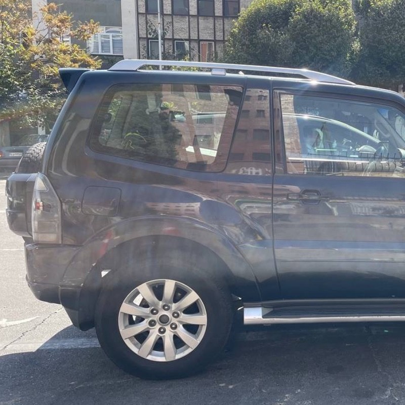 میتسوبیشی مدل پاجرو دو در سال 2010  کارکرده