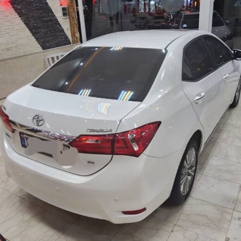 تویوتا مدل کرولا 2.0 لیتر GLI سال 2015  کارکرده