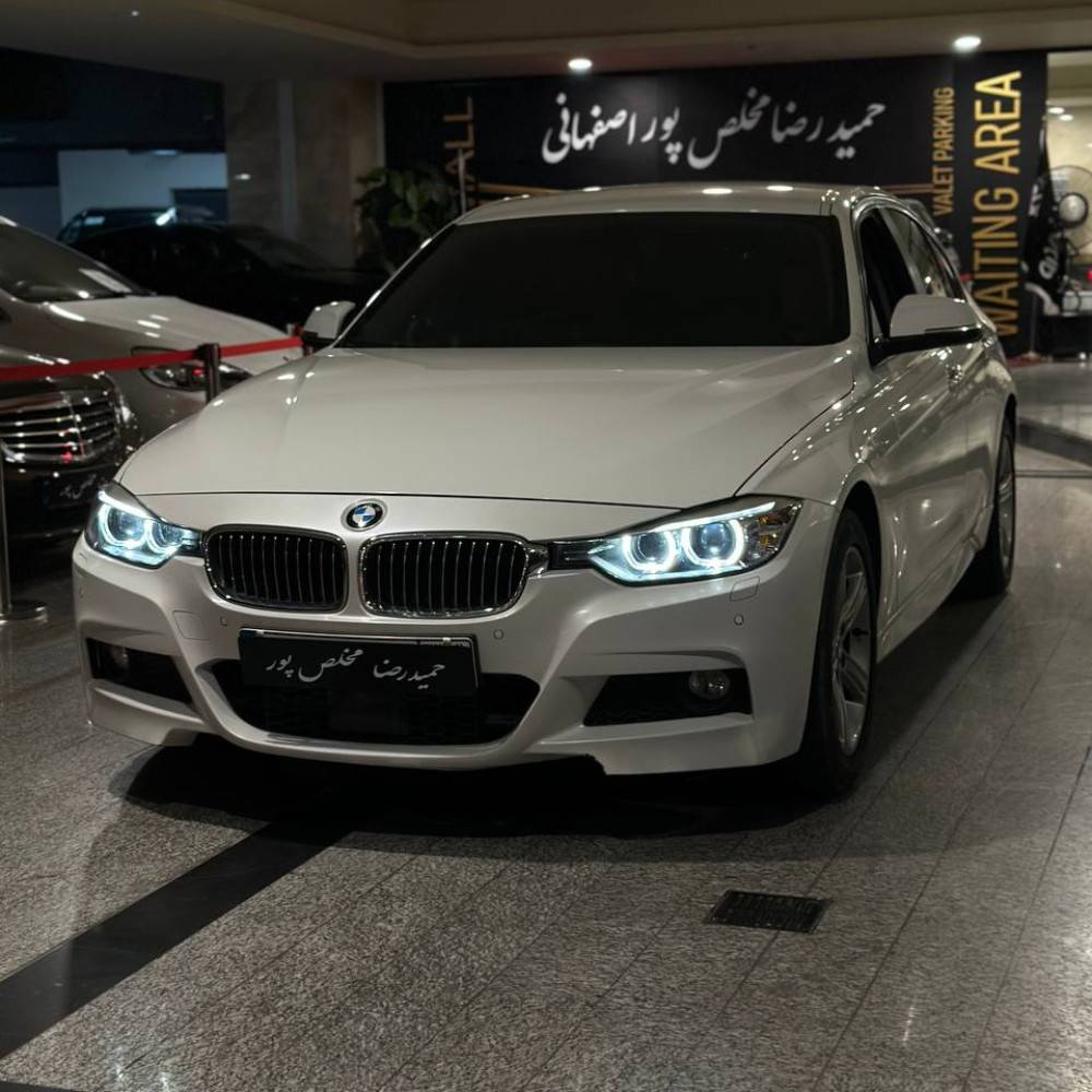 بی ام و ۳۲۰ مدل ۲۰۱۳