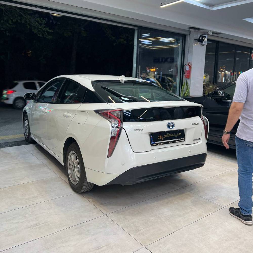 پریوس مدل ۲۰۱۶