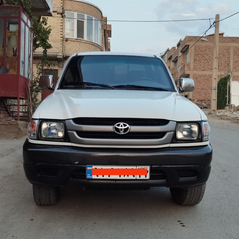 تویوتا مدل هایلوکس دو کابین بلند دنده ای سال 2001  کارکرده