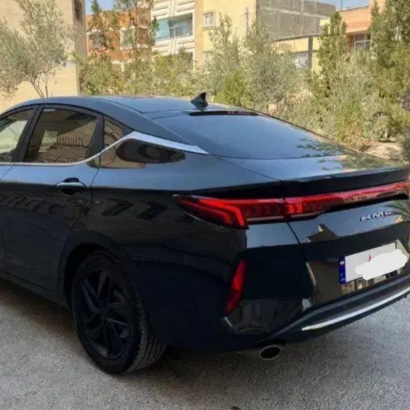 کی ام سی مدل J7 سال 1402  کارکرده