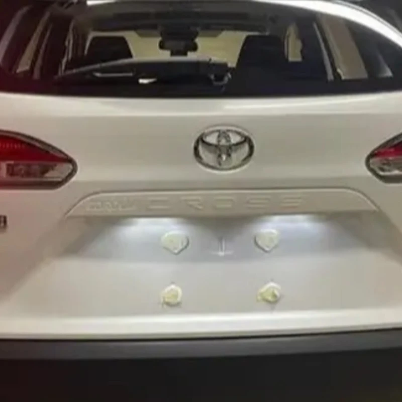 تویوتا مدل کرولا کراس هیبرید 2.0 لیتر سال 2024  صفر