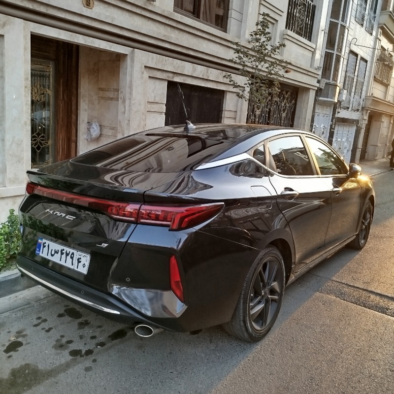 کی ام سی مدل J7 سال 1402  کارکرده