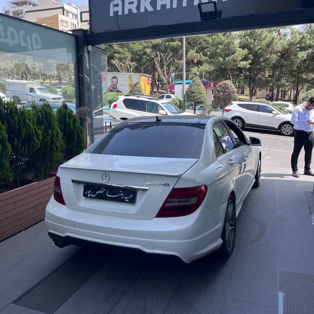 بنز C200 مدل ۲۰۱۲
