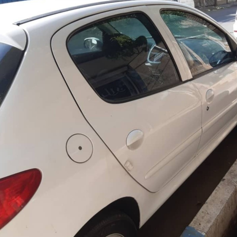 پژو مدل 207 دنده ای TU5 سال 1390  کارکرده