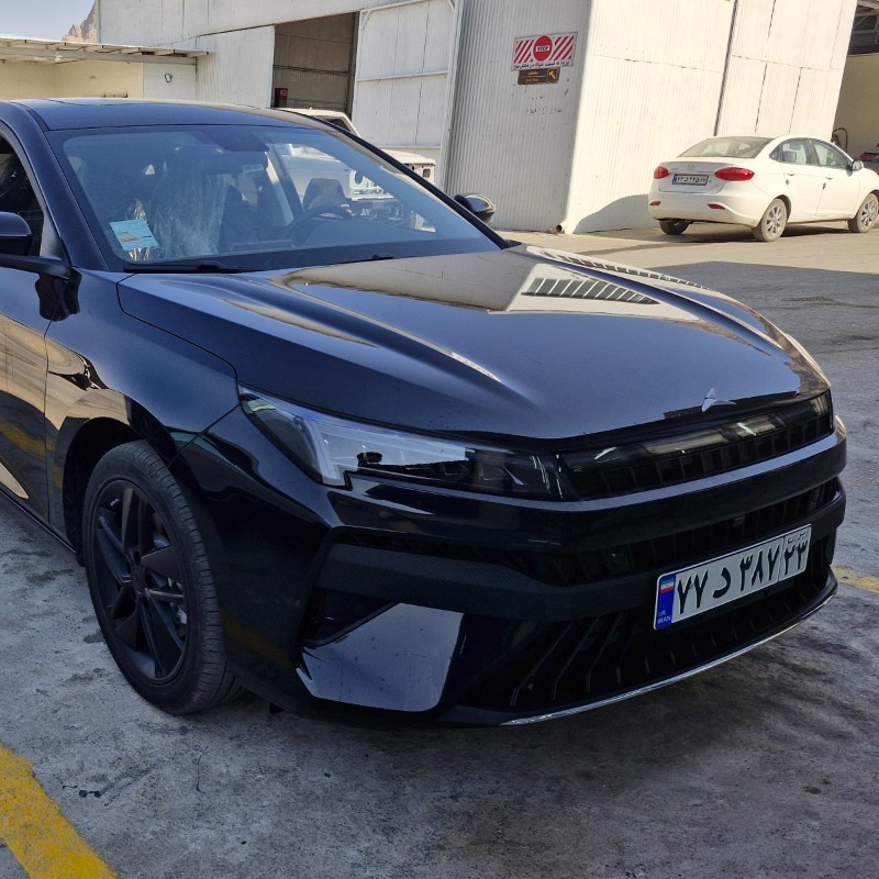 کی ام سی مدل J7 سال 1404  صفر