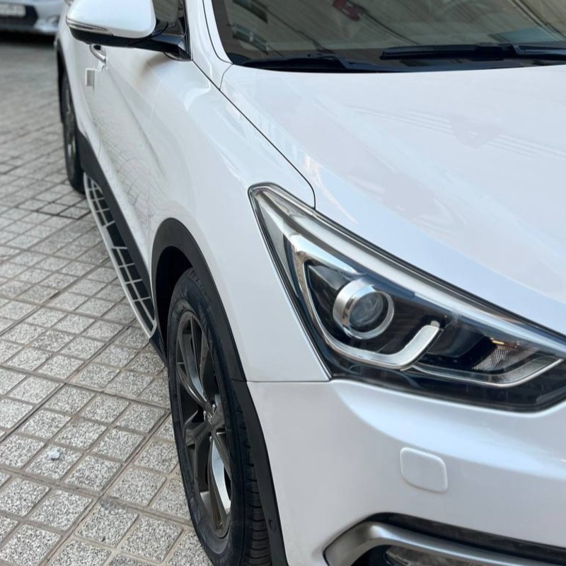 هیوندای مدل سانتافه 4 سیلندر دو دیفرانسیل سال 2017  کارکرده