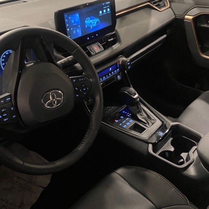 تویوتا مدل وایلندر 2.0 لیتر دو دیفرانسیل سال 2025  کارکرده