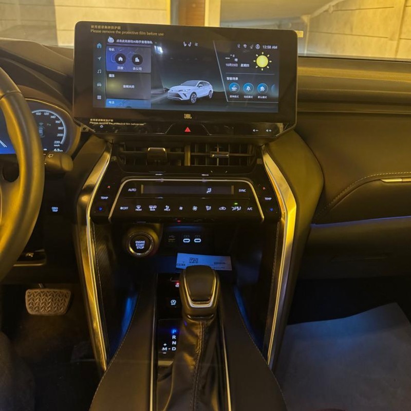 تویوتا مدل ونزا 2.0 لیتر پرمیوم سال 2024  صفر