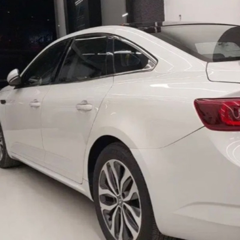 رنو مدل تالیسمان E3 سال 2017  کارکرده