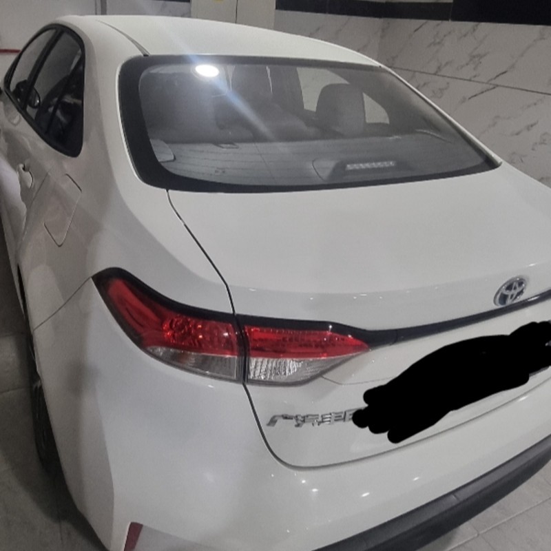 تویوتا مدل لوین هیبرید 1.8 لیتر ساده سال 2023  کارکرده