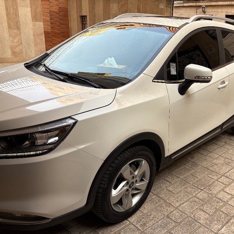 جک مدل S3 اتوماتیک سال 1401  کارکرده