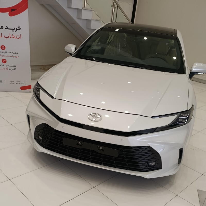 تویوتا مدل کمری XLE سال 2025  کارکرده