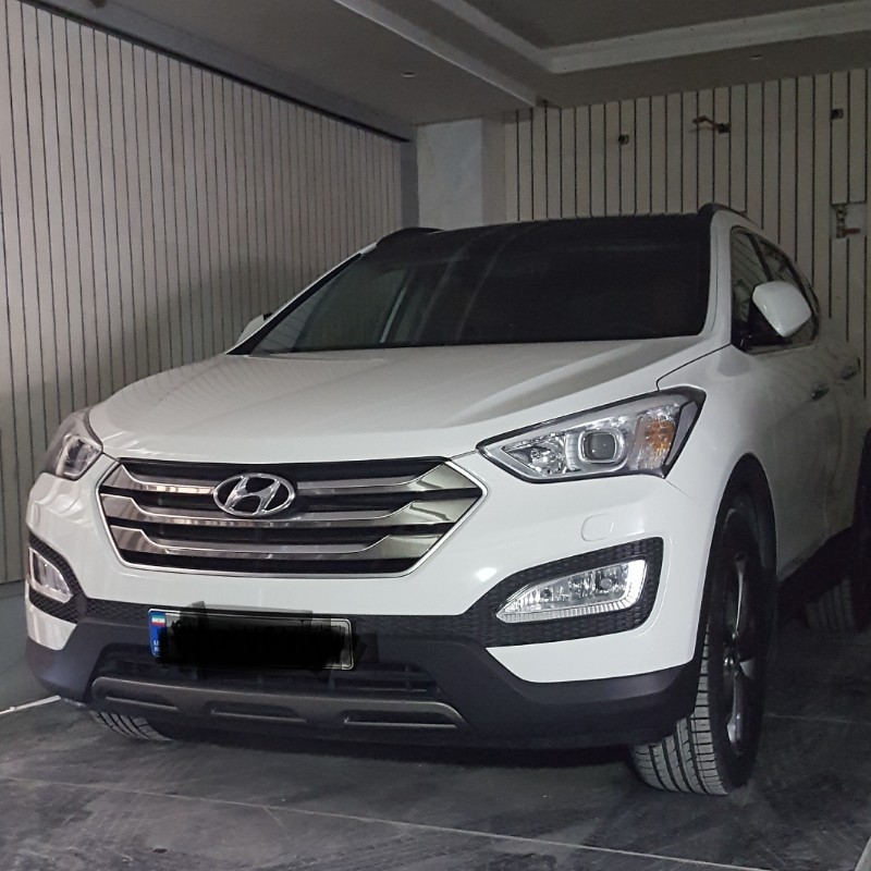 هیوندای مدل سانتافه 4 سیلندر دو دیفرانسیل سال 2015  کارکرده