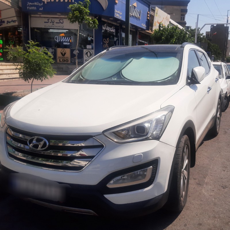 هیوندای مدل سانتافه 4 سیلندر دو دیفرانسیل سال 2014  کارکرده