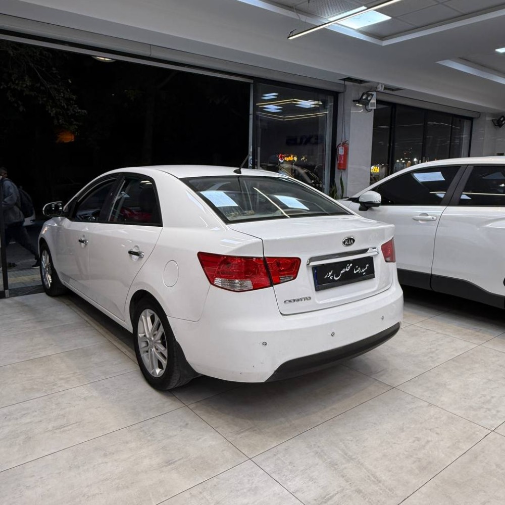 کیا مدل سراتو 2.0 لیتر اتوماتیک سال 2017  کارکرده