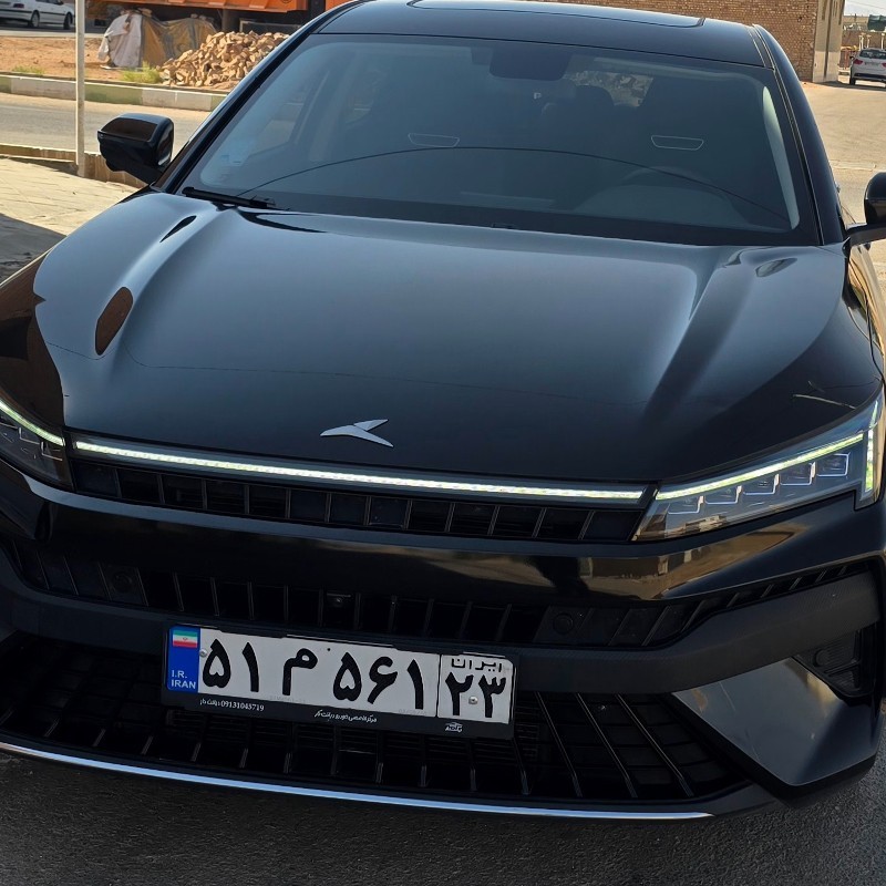 کی ام سی مدل J7 سال 1402  کارکرده
