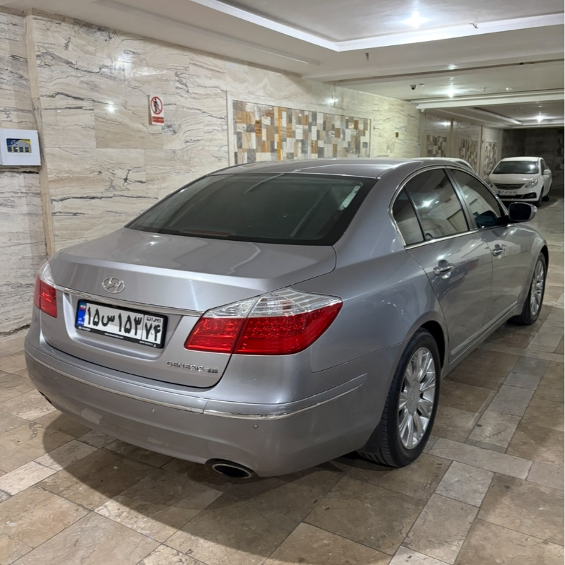هیوندای مدل جنسیس سال 2010  کارکرده