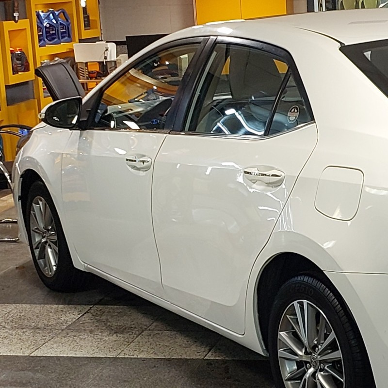 تویوتا مدل کرولا 2.0 لیتر GLI سال 2015  کارکرده