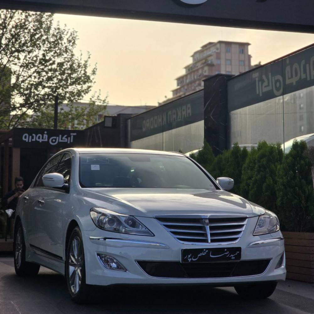 هیوندای جنسیس مدل ۲۰۱۲