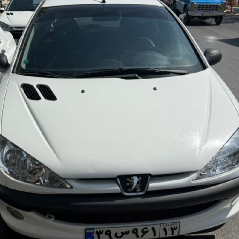 پژو مدل 206 تیپ 2 سال 1397  کارکرده