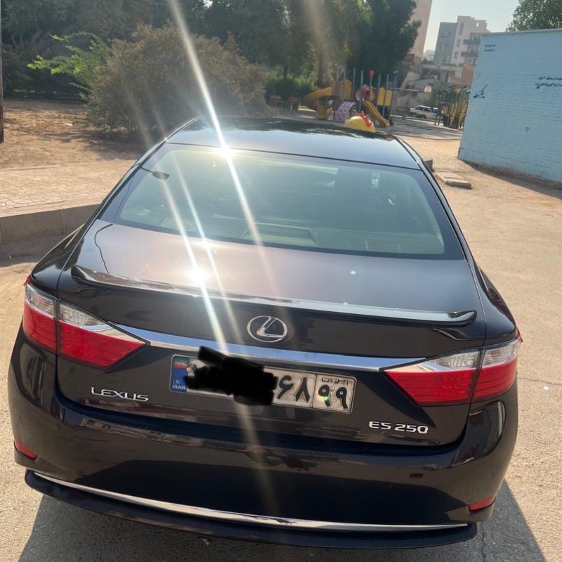 لکسوس مدل ES 250 سال 2015  کارکرده