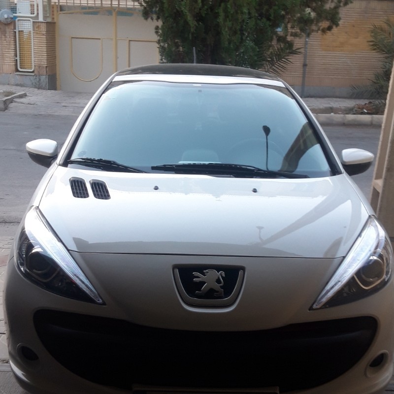 پژو مدل 207 پانوراما دنده ای TU5 سال 1402  کارکرده