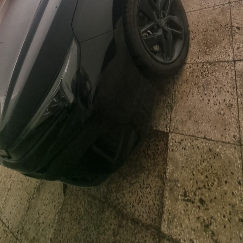 کی ام سی مدل J7 سال 1402  کارکرده