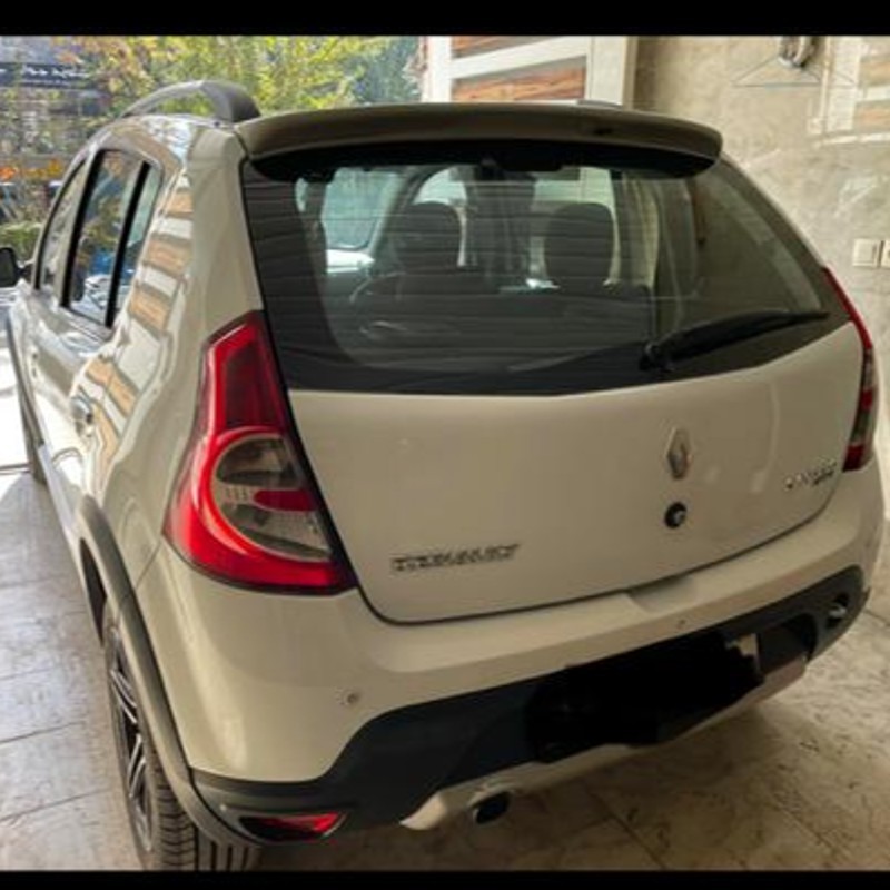 رنو مدل ساندرو استپ وی اتوماتیک سال 1397  کارکرده