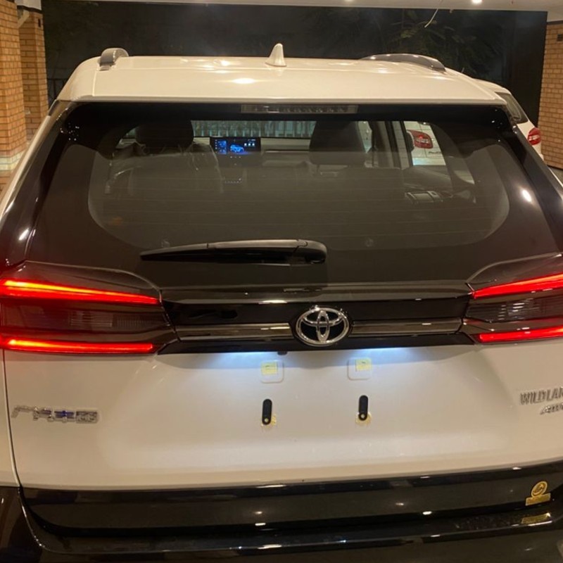 تویوتا مدل وایلندر 2.0 لیتر دو دیفرانسیل سال 2025  کارکرده