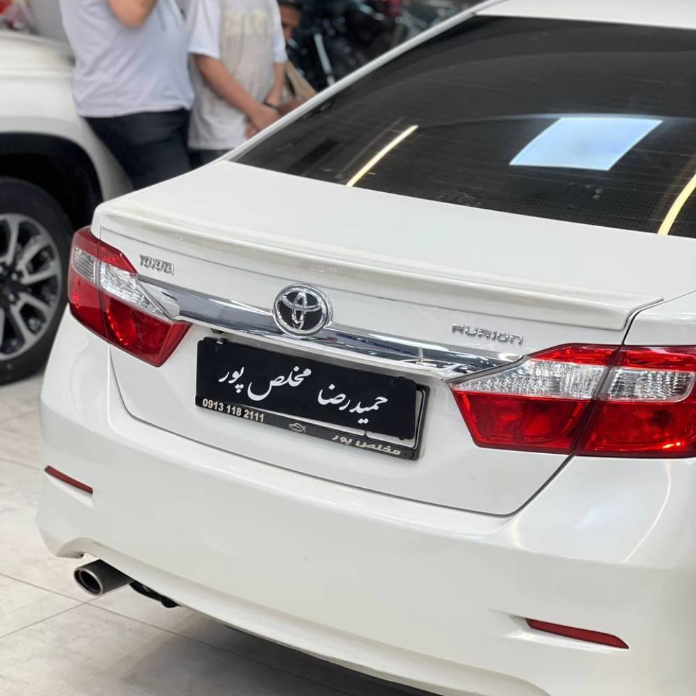 کمری مدل ۲۰۱۳