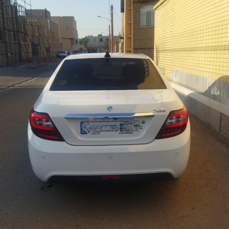 دنا مدل پلاس EF7 سال 1402 کارکرده