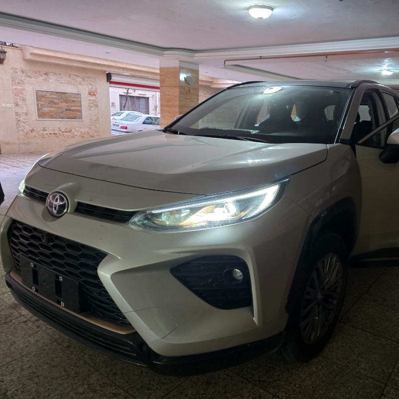 تویوتا مدل وایلندر 2.0 لیتر دو دیفرانسیل سال 2025  صفر