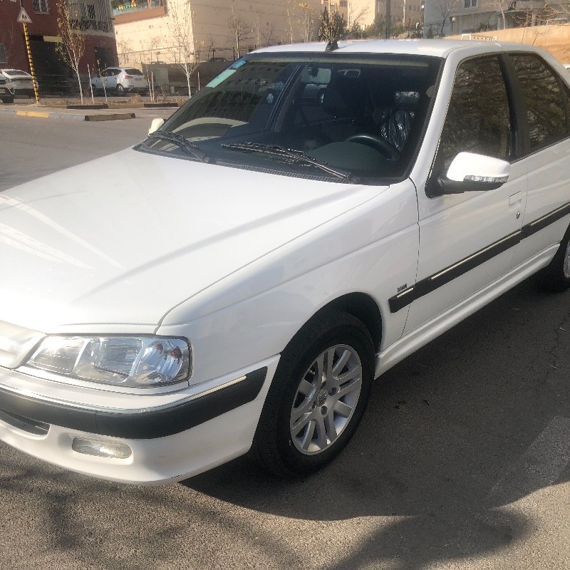 پژو مدل پارس LX سال 1401  کارکرده