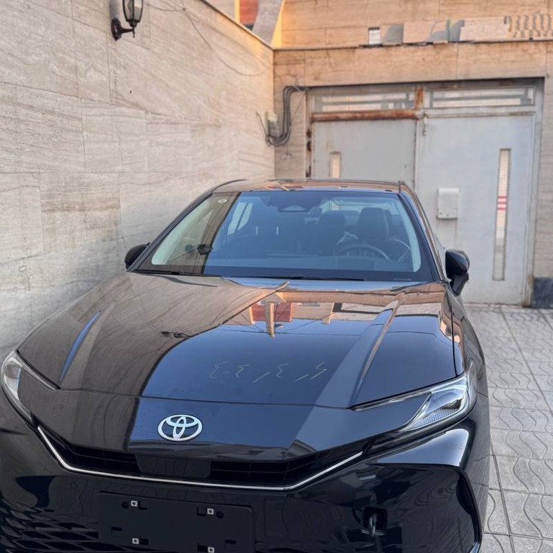 تویوتا مدل کمری هیبرید 2.5 لیتر پریمیوم ادیشن سال 2025  صفر